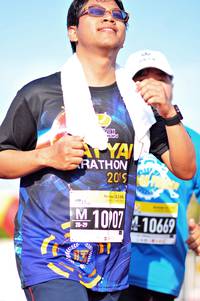 BIB: 209, 1007, 10669
                            <button type="button" onclick="openModal(3590136)" class="btn btn-primary btn-sm float-right btn-popup" data-toggle="modal" data-target=".modal-high-quality">
                        <i class="fas fa-shopping-cart"></i> Add to Cart
                    </button>
                                            <button type="button" onclick="isThisMe(3590136, true)" class="btn btn-success btn-sm float-right btn-popup btn-isme hidden" data-toggle="tooltip" data-placement="bottom" title="นี่คือรูปของคุณใช่ไหม คลิกที่นี่เพื่อเอาเข้าอัลบั้ม">
                        <i class="fas fa-plus"></i> Add to album
                    </button>
                    <button type="button" onclick="isThisMe(3590136, false)" class="btn btn-warning btn-sm float-right btn-popup btn-isnotme hidden">
                        <i class="fas fa-ban"></i> Remove from album
                    </button>