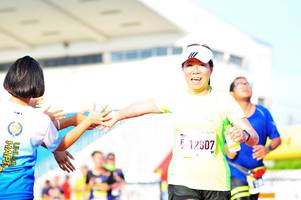 BIB: 12307
                            <button type="button" onclick="openModal(3581597)" class="btn btn-primary btn-sm float-right btn-popup" data-toggle="modal" data-target=".modal-high-quality">
                        <i class="fas fa-shopping-cart"></i> Add to Cart
                    </button>
                                            <button type="button" onclick="isThisMe(3581597, true)" class="btn btn-success btn-sm float-right btn-popup btn-isme hidden" data-toggle="tooltip" data-placement="bottom" title="นี่คือรูปของคุณใช่ไหม คลิกที่นี่เพื่อเอาเข้าอัลบั้ม">
                        <i class="fas fa-plus"></i> Add to album
                    </button>
                    <button type="button" onclick="isThisMe(3581597, false)" class="btn btn-warning btn-sm float-right btn-popup btn-isnotme hidden">
                        <i class="fas fa-ban"></i> Remove from album
                    </button>