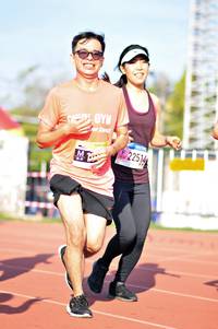 BIB: 2251
                            <button type="button" onclick="openModal(3590511)" class="btn btn-primary btn-sm float-right btn-popup" data-toggle="modal" data-target=".modal-high-quality">
                        <i class="fas fa-shopping-cart"></i> Add to Cart
                    </button>
                                            <button type="button" onclick="isThisMe(3590511, true)" class="btn btn-success btn-sm float-right btn-popup btn-isme hidden" data-toggle="tooltip" data-placement="bottom" title="นี่คือรูปของคุณใช่ไหม คลิกที่นี่เพื่อเอาเข้าอัลบั้ม">
                        <i class="fas fa-plus"></i> Add to album
                    </button>
                    <button type="button" onclick="isThisMe(3590511, false)" class="btn btn-warning btn-sm float-right btn-popup btn-isnotme hidden">
                        <i class="fas fa-ban"></i> Remove from album
                    </button>