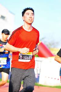 BIB: 10685
                            <button type="button" onclick="openModal(3580654)" class="btn btn-primary btn-sm float-right btn-popup" data-toggle="modal" data-target=".modal-high-quality">
                        <i class="fas fa-shopping-cart"></i> Add to Cart
                    </button>
                                            <button type="button" onclick="isThisMe(3580654, true)" class="btn btn-success btn-sm float-right btn-popup btn-isme hidden" data-toggle="tooltip" data-placement="bottom" title="นี่คือรูปของคุณใช่ไหม คลิกที่นี่เพื่อเอาเข้าอัลบั้ม">
                        <i class="fas fa-plus"></i> Add to album
                    </button>
                    <button type="button" onclick="isThisMe(3580654, false)" class="btn btn-warning btn-sm float-right btn-popup btn-isnotme hidden">
                        <i class="fas fa-ban"></i> Remove from album
                    </button>