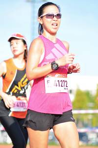 BIB: 1212, 413
                            <button type="button" onclick="openModal(3592207)" class="btn btn-primary btn-sm float-right btn-popup" data-toggle="modal" data-target=".modal-high-quality">
                        <i class="fas fa-shopping-cart"></i> Add to Cart
                    </button>
                                            <button type="button" onclick="isThisMe(3592207, true)" class="btn btn-success btn-sm float-right btn-popup btn-isme hidden" data-toggle="tooltip" data-placement="bottom" title="นี่คือรูปของคุณใช่ไหม คลิกที่นี่เพื่อเอาเข้าอัลบั้ม">
                        <i class="fas fa-plus"></i> Add to album
                    </button>
                    <button type="button" onclick="isThisMe(3592207, false)" class="btn btn-warning btn-sm float-right btn-popup btn-isnotme hidden">
                        <i class="fas fa-ban"></i> Remove from album
                    </button>