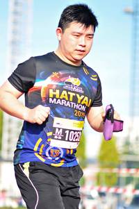 BIB: 201
                            <button type="button" onclick="openModal(3589732)" class="btn btn-primary btn-sm float-right btn-popup" data-toggle="modal" data-target=".modal-high-quality">
                        <i class="fas fa-shopping-cart"></i> Add to Cart
                    </button>
                                            <button type="button" onclick="isThisMe(3589732, true)" class="btn btn-success btn-sm float-right btn-popup btn-isme hidden" data-toggle="tooltip" data-placement="bottom" title="นี่คือรูปของคุณใช่ไหม คลิกที่นี่เพื่อเอาเข้าอัลบั้ม">
                        <i class="fas fa-plus"></i> Add to album
                    </button>
                    <button type="button" onclick="isThisMe(3589732, false)" class="btn btn-warning btn-sm float-right btn-popup btn-isnotme hidden">
                        <i class="fas fa-ban"></i> Remove from album
                    </button>