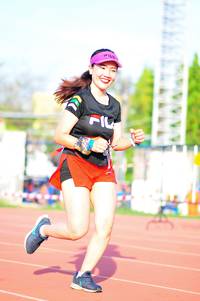 BIB: 
                            <button type="button" onclick="openModal(3582046)" class="btn btn-primary btn-sm float-right btn-popup" data-toggle="modal" data-target=".modal-high-quality">
                        <i class="fas fa-shopping-cart"></i> Add to Cart
                    </button>
                                            <button type="button" onclick="isThisMe(3582046, true)" class="btn btn-success btn-sm float-right btn-popup btn-isme hidden" data-toggle="tooltip" data-placement="bottom" title="นี่คือรูปของคุณใช่ไหม คลิกที่นี่เพื่อเอาเข้าอัลบั้ม">
                        <i class="fas fa-plus"></i> Add to album
                    </button>
                    <button type="button" onclick="isThisMe(3582046, false)" class="btn btn-warning btn-sm float-right btn-popup btn-isnotme hidden">
                        <i class="fas fa-ban"></i> Remove from album
                    </button>