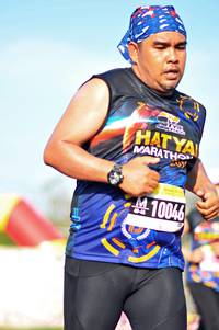 BIB: 10046
                            <button type="button" onclick="openModal(3589578)" class="btn btn-primary btn-sm float-right btn-popup" data-toggle="modal" data-target=".modal-high-quality">
                        <i class="fas fa-shopping-cart"></i> Add to Cart
                    </button>
                                            <button type="button" onclick="isThisMe(3589578, true)" class="btn btn-success btn-sm float-right btn-popup btn-isme hidden" data-toggle="tooltip" data-placement="bottom" title="นี่คือรูปของคุณใช่ไหม คลิกที่นี่เพื่อเอาเข้าอัลบั้ม">
                        <i class="fas fa-plus"></i> Add to album
                    </button>
                    <button type="button" onclick="isThisMe(3589578, false)" class="btn btn-warning btn-sm float-right btn-popup btn-isnotme hidden">
                        <i class="fas fa-ban"></i> Remove from album
                    </button>