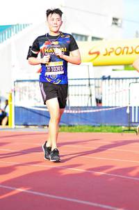 BIB: 10301
                            <button type="button" onclick="openModal(3580667)" class="btn btn-primary btn-sm float-right btn-popup" data-toggle="modal" data-target=".modal-high-quality">
                        <i class="fas fa-shopping-cart"></i> Add to Cart
                    </button>
                                            <button type="button" onclick="isThisMe(3580667, true)" class="btn btn-success btn-sm float-right btn-popup btn-isme hidden" data-toggle="tooltip" data-placement="bottom" title="นี่คือรูปของคุณใช่ไหม คลิกที่นี่เพื่อเอาเข้าอัลบั้ม">
                        <i class="fas fa-plus"></i> Add to album
                    </button>
                    <button type="button" onclick="isThisMe(3580667, false)" class="btn btn-warning btn-sm float-right btn-popup btn-isnotme hidden">
                        <i class="fas fa-ban"></i> Remove from album
                    </button>