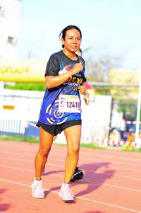 BIB: 12418
                            <button type="button" onclick="openModal(3581193)" class="btn btn-primary btn-sm float-right btn-popup" data-toggle="modal" data-target=".modal-high-quality">
                        <i class="fas fa-shopping-cart"></i> Add to Cart
                    </button>
                                            <button type="button" onclick="isThisMe(3581193, true)" class="btn btn-success btn-sm float-right btn-popup btn-isme hidden" data-toggle="tooltip" data-placement="bottom" title="นี่คือรูปของคุณใช่ไหม คลิกที่นี่เพื่อเอาเข้าอัลบั้ม">
                        <i class="fas fa-plus"></i> Add to album
                    </button>
                    <button type="button" onclick="isThisMe(3581193, false)" class="btn btn-warning btn-sm float-right btn-popup btn-isnotme hidden">
                        <i class="fas fa-ban"></i> Remove from album
                    </button>