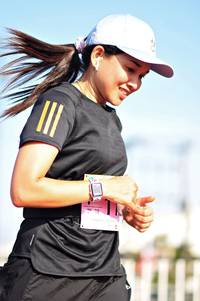 BIB: 11628
                            <button type="button" onclick="openModal(3590758)" class="btn btn-primary btn-sm float-right btn-popup" data-toggle="modal" data-target=".modal-high-quality">
                        <i class="fas fa-shopping-cart"></i> Add to Cart
                    </button>
                                            <button type="button" onclick="isThisMe(3590758, true)" class="btn btn-success btn-sm float-right btn-popup btn-isme hidden" data-toggle="tooltip" data-placement="bottom" title="นี่คือรูปของคุณใช่ไหม คลิกที่นี่เพื่อเอาเข้าอัลบั้ม">
                        <i class="fas fa-plus"></i> Add to album
                    </button>
                    <button type="button" onclick="isThisMe(3590758, false)" class="btn btn-warning btn-sm float-right btn-popup btn-isnotme hidden">
                        <i class="fas fa-ban"></i> Remove from album
                    </button>