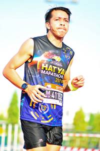 BIB: 201
                            <button type="button" onclick="openModal(3588767)" class="btn btn-primary btn-sm float-right btn-popup" data-toggle="modal" data-target=".modal-high-quality">
                        <i class="fas fa-shopping-cart"></i> Add to Cart
                    </button>
                                            <button type="button" onclick="isThisMe(3588767, true)" class="btn btn-success btn-sm float-right btn-popup btn-isme hidden" data-toggle="tooltip" data-placement="bottom" title="นี่คือรูปของคุณใช่ไหม คลิกที่นี่เพื่อเอาเข้าอัลบั้ม">
                        <i class="fas fa-plus"></i> Add to album
                    </button>
                    <button type="button" onclick="isThisMe(3588767, false)" class="btn btn-warning btn-sm float-right btn-popup btn-isnotme hidden">
                        <i class="fas fa-ban"></i> Remove from album
                    </button>