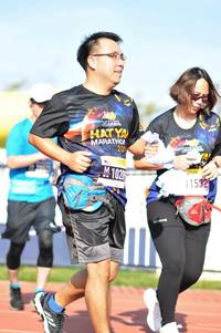 BIB: 153
                            <button type="button" onclick="openModal(3592542)" class="btn btn-primary btn-sm float-right btn-popup" data-toggle="modal" data-target=".modal-high-quality">
                        <i class="fas fa-shopping-cart"></i> Add to Cart
                    </button>
                                            <button type="button" onclick="isThisMe(3592542, true)" class="btn btn-success btn-sm float-right btn-popup btn-isme hidden" data-toggle="tooltip" data-placement="bottom" title="นี่คือรูปของคุณใช่ไหม คลิกที่นี่เพื่อเอาเข้าอัลบั้ม">
                        <i class="fas fa-plus"></i> Add to album
                    </button>
                    <button type="button" onclick="isThisMe(3592542, false)" class="btn btn-warning btn-sm float-right btn-popup btn-isnotme hidden">
                        <i class="fas fa-ban"></i> Remove from album
                    </button>