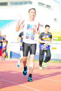 BIB: 20907
                            <button type="button" onclick="openModal(3763431)" class="btn btn-primary btn-sm float-right btn-popup" data-toggle="modal" data-target=".modal-high-quality">
                        <i class="fas fa-shopping-cart"></i> Add to Cart
                    </button>
                                            <button type="button" onclick="isThisMe(3763431, true)" class="btn btn-success btn-sm float-right btn-popup btn-isme hidden" data-toggle="tooltip" data-placement="bottom" title="นี่คือรูปของคุณใช่ไหม คลิกที่นี่เพื่อเอาเข้าอัลบั้ม">
                        <i class="fas fa-plus"></i> Add to album
                    </button>
                    <button type="button" onclick="isThisMe(3763431, false)" class="btn btn-warning btn-sm float-right btn-popup btn-isnotme hidden">
                        <i class="fas fa-ban"></i> Remove from album
                    </button>