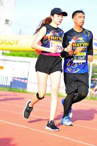 BIB: 126, 10491
                            <button type="button" onclick="openModal(3580991)" class="btn btn-primary btn-sm float-right btn-popup" data-toggle="modal" data-target=".modal-high-quality">
                        <i class="fas fa-shopping-cart"></i> Add to Cart
                    </button>
                                            <button type="button" onclick="isThisMe(3580991, true)" class="btn btn-success btn-sm float-right btn-popup btn-isme hidden" data-toggle="tooltip" data-placement="bottom" title="นี่คือรูปของคุณใช่ไหม คลิกที่นี่เพื่อเอาเข้าอัลบั้ม">
                        <i class="fas fa-plus"></i> Add to album
                    </button>
                    <button type="button" onclick="isThisMe(3580991, false)" class="btn btn-warning btn-sm float-right btn-popup btn-isnotme hidden">
                        <i class="fas fa-ban"></i> Remove from album
                    </button>