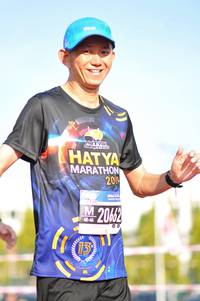 BIB: 20612
                            <button type="button" onclick="openModal(3592069)" class="btn btn-primary btn-sm float-right btn-popup" data-toggle="modal" data-target=".modal-high-quality">
                        <i class="fas fa-shopping-cart"></i> Add to Cart
                    </button>
                                            <button type="button" onclick="isThisMe(3592069, true)" class="btn btn-success btn-sm float-right btn-popup btn-isme hidden" data-toggle="tooltip" data-placement="bottom" title="นี่คือรูปของคุณใช่ไหม คลิกที่นี่เพื่อเอาเข้าอัลบั้ม">
                        <i class="fas fa-plus"></i> Add to album
                    </button>
                    <button type="button" onclick="isThisMe(3592069, false)" class="btn btn-warning btn-sm float-right btn-popup btn-isnotme hidden">
                        <i class="fas fa-ban"></i> Remove from album
                    </button>