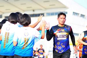 BIB: 10236
                            <button type="button" onclick="openModal(3581867)" class="btn btn-primary btn-sm float-right btn-popup" data-toggle="modal" data-target=".modal-high-quality">
                        <i class="fas fa-shopping-cart"></i> Add to Cart
                    </button>
                                            <button type="button" onclick="isThisMe(3581867, true)" class="btn btn-success btn-sm float-right btn-popup btn-isme hidden" data-toggle="tooltip" data-placement="bottom" title="นี่คือรูปของคุณใช่ไหม คลิกที่นี่เพื่อเอาเข้าอัลบั้ม">
                        <i class="fas fa-plus"></i> Add to album
                    </button>
                    <button type="button" onclick="isThisMe(3581867, false)" class="btn btn-warning btn-sm float-right btn-popup btn-isnotme hidden">
                        <i class="fas fa-ban"></i> Remove from album
                    </button>