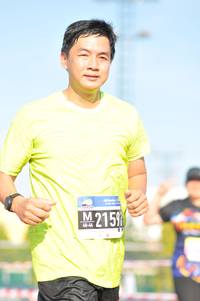 BIB: 215
                            <button type="button" onclick="openModal(3771132)" class="btn btn-primary btn-sm float-right btn-popup" data-toggle="modal" data-target=".modal-high-quality">
                        <i class="fas fa-shopping-cart"></i> Add to Cart
                    </button>
                                            <button type="button" onclick="isThisMe(3771132, true)" class="btn btn-success btn-sm float-right btn-popup btn-isme hidden" data-toggle="tooltip" data-placement="bottom" title="นี่คือรูปของคุณใช่ไหม คลิกที่นี่เพื่อเอาเข้าอัลบั้ม">
                        <i class="fas fa-plus"></i> Add to album
                    </button>
                    <button type="button" onclick="isThisMe(3771132, false)" class="btn btn-warning btn-sm float-right btn-popup btn-isnotme hidden">
                        <i class="fas fa-ban"></i> Remove from album
                    </button>