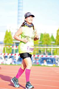 BIB: 115
                            <button type="button" onclick="openModal(3589136)" class="btn btn-primary btn-sm float-right btn-popup" data-toggle="modal" data-target=".modal-high-quality">
                        <i class="fas fa-shopping-cart"></i> Add to Cart
                    </button>
                                            <button type="button" onclick="isThisMe(3589136, true)" class="btn btn-success btn-sm float-right btn-popup btn-isme hidden" data-toggle="tooltip" data-placement="bottom" title="นี่คือรูปของคุณใช่ไหม คลิกที่นี่เพื่อเอาเข้าอัลบั้ม">
                        <i class="fas fa-plus"></i> Add to album
                    </button>
                    <button type="button" onclick="isThisMe(3589136, false)" class="btn btn-warning btn-sm float-right btn-popup btn-isnotme hidden">
                        <i class="fas fa-ban"></i> Remove from album
                    </button>