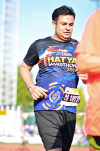 BIB: 201, 1093
                            <button type="button" onclick="openModal(3590567)" class="btn btn-primary btn-sm float-right btn-popup" data-toggle="modal" data-target=".modal-high-quality">
                        <i class="fas fa-shopping-cart"></i> Add to Cart
                    </button>
                                            <button type="button" onclick="isThisMe(3590567, true)" class="btn btn-success btn-sm float-right btn-popup btn-isme hidden" data-toggle="tooltip" data-placement="bottom" title="นี่คือรูปของคุณใช่ไหม คลิกที่นี่เพื่อเอาเข้าอัลบั้ม">
                        <i class="fas fa-plus"></i> Add to album
                    </button>
                    <button type="button" onclick="isThisMe(3590567, false)" class="btn btn-warning btn-sm float-right btn-popup btn-isnotme hidden">
                        <i class="fas fa-ban"></i> Remove from album
                    </button>