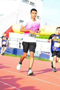 BIB: 11004
                            <button type="button" onclick="openModal(3580999)" class="btn btn-primary btn-sm float-right btn-popup" data-toggle="modal" data-target=".modal-high-quality">
                        <i class="fas fa-shopping-cart"></i> Add to Cart
                    </button>
                                            <button type="button" onclick="isThisMe(3580999, true)" class="btn btn-success btn-sm float-right btn-popup btn-isme hidden" data-toggle="tooltip" data-placement="bottom" title="นี่คือรูปของคุณใช่ไหม คลิกที่นี่เพื่อเอาเข้าอัลบั้ม">
                        <i class="fas fa-plus"></i> Add to album
                    </button>
                    <button type="button" onclick="isThisMe(3580999, false)" class="btn btn-warning btn-sm float-right btn-popup btn-isnotme hidden">
                        <i class="fas fa-ban"></i> Remove from album
                    </button>