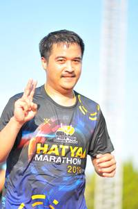 BIB: 201
                            <button type="button" onclick="openModal(3775854)" class="btn btn-primary btn-sm float-right btn-popup" data-toggle="modal" data-target=".modal-high-quality">
                        <i class="fas fa-shopping-cart"></i> Add to Cart
                    </button>
                                            <button type="button" onclick="isThisMe(3775854, true)" class="btn btn-success btn-sm float-right btn-popup btn-isme hidden" data-toggle="tooltip" data-placement="bottom" title="นี่คือรูปของคุณใช่ไหม คลิกที่นี่เพื่อเอาเข้าอัลบั้ม">
                        <i class="fas fa-plus"></i> Add to album
                    </button>
                    <button type="button" onclick="isThisMe(3775854, false)" class="btn btn-warning btn-sm float-right btn-popup btn-isnotme hidden">
                        <i class="fas fa-ban"></i> Remove from album
                    </button>