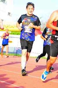 BIB: 
                            <button type="button" onclick="openModal(3581285)" class="btn btn-primary btn-sm float-right btn-popup" data-toggle="modal" data-target=".modal-high-quality">
                        <i class="fas fa-shopping-cart"></i> Add to Cart
                    </button>
                                            <button type="button" onclick="isThisMe(3581285, true)" class="btn btn-success btn-sm float-right btn-popup btn-isme hidden" data-toggle="tooltip" data-placement="bottom" title="นี่คือรูปของคุณใช่ไหม คลิกที่นี่เพื่อเอาเข้าอัลบั้ม">
                        <i class="fas fa-plus"></i> Add to album
                    </button>
                    <button type="button" onclick="isThisMe(3581285, false)" class="btn btn-warning btn-sm float-right btn-popup btn-isnotme hidden">
                        <i class="fas fa-ban"></i> Remove from album
                    </button>