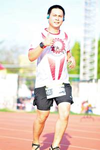 BIB: 
                            <button type="button" onclick="openModal(3588512)" class="btn btn-primary btn-sm float-right btn-popup" data-toggle="modal" data-target=".modal-high-quality">
                        <i class="fas fa-shopping-cart"></i> Add to Cart
                    </button>
                                            <button type="button" onclick="isThisMe(3588512, true)" class="btn btn-success btn-sm float-right btn-popup btn-isme hidden" data-toggle="tooltip" data-placement="bottom" title="นี่คือรูปของคุณใช่ไหม คลิกที่นี่เพื่อเอาเข้าอัลบั้ม">
                        <i class="fas fa-plus"></i> Add to album
                    </button>
                    <button type="button" onclick="isThisMe(3588512, false)" class="btn btn-warning btn-sm float-right btn-popup btn-isnotme hidden">
                        <i class="fas fa-ban"></i> Remove from album
                    </button>