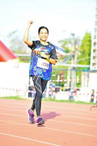 BIB: 2338
                            <button type="button" onclick="openModal(3588917)" class="btn btn-primary btn-sm float-right btn-popup" data-toggle="modal" data-target=".modal-high-quality">
                        <i class="fas fa-shopping-cart"></i> Add to Cart
                    </button>
                                            <button type="button" onclick="isThisMe(3588917, true)" class="btn btn-success btn-sm float-right btn-popup btn-isme hidden" data-toggle="tooltip" data-placement="bottom" title="นี่คือรูปของคุณใช่ไหม คลิกที่นี่เพื่อเอาเข้าอัลบั้ม">
                        <i class="fas fa-plus"></i> Add to album
                    </button>
                    <button type="button" onclick="isThisMe(3588917, false)" class="btn btn-warning btn-sm float-right btn-popup btn-isnotme hidden">
                        <i class="fas fa-ban"></i> Remove from album
                    </button>