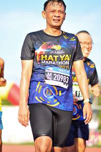 BIB: 20983
                            <button type="button" onclick="openModal(3589607)" class="btn btn-primary btn-sm float-right btn-popup" data-toggle="modal" data-target=".modal-high-quality">
                        <i class="fas fa-shopping-cart"></i> Add to Cart
                    </button>
                                            <button type="button" onclick="isThisMe(3589607, true)" class="btn btn-success btn-sm float-right btn-popup btn-isme hidden" data-toggle="tooltip" data-placement="bottom" title="นี่คือรูปของคุณใช่ไหม คลิกที่นี่เพื่อเอาเข้าอัลบั้ม">
                        <i class="fas fa-plus"></i> Add to album
                    </button>
                    <button type="button" onclick="isThisMe(3589607, false)" class="btn btn-warning btn-sm float-right btn-popup btn-isnotme hidden">
                        <i class="fas fa-ban"></i> Remove from album
                    </button>