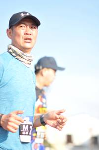 BIB: 
                            <button type="button" onclick="openModal(3770373)" class="btn btn-primary btn-sm float-right btn-popup" data-toggle="modal" data-target=".modal-high-quality">
                        <i class="fas fa-shopping-cart"></i> Add to Cart
                    </button>
                                            <button type="button" onclick="isThisMe(3770373, true)" class="btn btn-success btn-sm float-right btn-popup btn-isme hidden" data-toggle="tooltip" data-placement="bottom" title="นี่คือรูปของคุณใช่ไหม คลิกที่นี่เพื่อเอาเข้าอัลบั้ม">
                        <i class="fas fa-plus"></i> Add to album
                    </button>
                    <button type="button" onclick="isThisMe(3770373, false)" class="btn btn-warning btn-sm float-right btn-popup btn-isnotme hidden">
                        <i class="fas fa-ban"></i> Remove from album
                    </button>