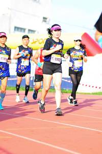 BIB: 11922, 1191
                            <button type="button" onclick="openModal(3581798)" class="btn btn-primary btn-sm float-right btn-popup" data-toggle="modal" data-target=".modal-high-quality">
                        <i class="fas fa-shopping-cart"></i> Add to Cart
                    </button>
                                            <button type="button" onclick="isThisMe(3581798, true)" class="btn btn-success btn-sm float-right btn-popup btn-isme hidden" data-toggle="tooltip" data-placement="bottom" title="นี่คือรูปของคุณใช่ไหม คลิกที่นี่เพื่อเอาเข้าอัลบั้ม">
                        <i class="fas fa-plus"></i> Add to album
                    </button>
                    <button type="button" onclick="isThisMe(3581798, false)" class="btn btn-warning btn-sm float-right btn-popup btn-isnotme hidden">
                        <i class="fas fa-ban"></i> Remove from album
                    </button>