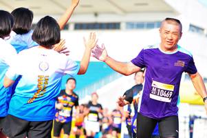 BIB: 10469
                            <button type="button" onclick="openModal(3581932)" class="btn btn-primary btn-sm float-right btn-popup" data-toggle="modal" data-target=".modal-high-quality">
                        <i class="fas fa-shopping-cart"></i> Add to Cart
                    </button>
                                            <button type="button" onclick="isThisMe(3581932, true)" class="btn btn-success btn-sm float-right btn-popup btn-isme hidden" data-toggle="tooltip" data-placement="bottom" title="นี่คือรูปของคุณใช่ไหม คลิกที่นี่เพื่อเอาเข้าอัลบั้ม">
                        <i class="fas fa-plus"></i> Add to album
                    </button>
                    <button type="button" onclick="isThisMe(3581932, false)" class="btn btn-warning btn-sm float-right btn-popup btn-isnotme hidden">
                        <i class="fas fa-ban"></i> Remove from album
                    </button>