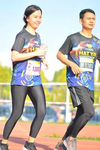 BIB: 1208
                            <button type="button" onclick="openModal(3776076)" class="btn btn-primary btn-sm float-right btn-popup" data-toggle="modal" data-target=".modal-high-quality">
                        <i class="fas fa-shopping-cart"></i> Add to Cart
                    </button>
                                            <button type="button" onclick="isThisMe(3776076, true)" class="btn btn-success btn-sm float-right btn-popup btn-isme hidden" data-toggle="tooltip" data-placement="bottom" title="นี่คือรูปของคุณใช่ไหม คลิกที่นี่เพื่อเอาเข้าอัลบั้ม">
                        <i class="fas fa-plus"></i> Add to album
                    </button>
                    <button type="button" onclick="isThisMe(3776076, false)" class="btn btn-warning btn-sm float-right btn-popup btn-isnotme hidden">
                        <i class="fas fa-ban"></i> Remove from album
                    </button>