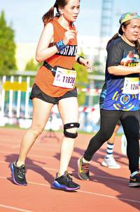 BIB: 1183, 126
                            <button type="button" onclick="openModal(3589808)" class="btn btn-primary btn-sm float-right btn-popup" data-toggle="modal" data-target=".modal-high-quality">
                        <i class="fas fa-shopping-cart"></i> Add to Cart
                    </button>
                                            <button type="button" onclick="isThisMe(3589808, true)" class="btn btn-success btn-sm float-right btn-popup btn-isme hidden" data-toggle="tooltip" data-placement="bottom" title="นี่คือรูปของคุณใช่ไหม คลิกที่นี่เพื่อเอาเข้าอัลบั้ม">
                        <i class="fas fa-plus"></i> Add to album
                    </button>
                    <button type="button" onclick="isThisMe(3589808, false)" class="btn btn-warning btn-sm float-right btn-popup btn-isnotme hidden">
                        <i class="fas fa-ban"></i> Remove from album
                    </button>