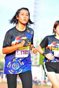 BIB: 11622
                            <button type="button" onclick="openModal(3581167)" class="btn btn-primary btn-sm float-right btn-popup" data-toggle="modal" data-target=".modal-high-quality">
                        <i class="fas fa-shopping-cart"></i> Add to Cart
                    </button>
                                            <button type="button" onclick="isThisMe(3581167, true)" class="btn btn-success btn-sm float-right btn-popup btn-isme hidden" data-toggle="tooltip" data-placement="bottom" title="นี่คือรูปของคุณใช่ไหม คลิกที่นี่เพื่อเอาเข้าอัลบั้ม">
                        <i class="fas fa-plus"></i> Add to album
                    </button>
                    <button type="button" onclick="isThisMe(3581167, false)" class="btn btn-warning btn-sm float-right btn-popup btn-isnotme hidden">
                        <i class="fas fa-ban"></i> Remove from album
                    </button>