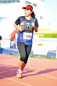 BIB: 2019, 12525
                            <button type="button" onclick="openModal(3588532)" class="btn btn-primary btn-sm float-right btn-popup" data-toggle="modal" data-target=".modal-high-quality">
                        <i class="fas fa-shopping-cart"></i> Add to Cart
                    </button>
                                            <button type="button" onclick="isThisMe(3588532, true)" class="btn btn-success btn-sm float-right btn-popup btn-isme hidden" data-toggle="tooltip" data-placement="bottom" title="นี่คือรูปของคุณใช่ไหม คลิกที่นี่เพื่อเอาเข้าอัลบั้ม">
                        <i class="fas fa-plus"></i> Add to album
                    </button>
                    <button type="button" onclick="isThisMe(3588532, false)" class="btn btn-warning btn-sm float-right btn-popup btn-isnotme hidden">
                        <i class="fas fa-ban"></i> Remove from album
                    </button>