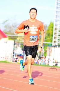 BIB: 20538
                            <button type="button" onclick="openModal(3580849)" class="btn btn-primary btn-sm float-right btn-popup" data-toggle="modal" data-target=".modal-high-quality">
                        <i class="fas fa-shopping-cart"></i> Add to Cart
                    </button>
                                            <button type="button" onclick="isThisMe(3580849, true)" class="btn btn-success btn-sm float-right btn-popup btn-isme hidden" data-toggle="tooltip" data-placement="bottom" title="นี่คือรูปของคุณใช่ไหม คลิกที่นี่เพื่อเอาเข้าอัลบั้ม">
                        <i class="fas fa-plus"></i> Add to album
                    </button>
                    <button type="button" onclick="isThisMe(3580849, false)" class="btn btn-warning btn-sm float-right btn-popup btn-isnotme hidden">
                        <i class="fas fa-ban"></i> Remove from album
                    </button>