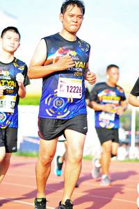 BIB: 2019, 12226, 201
                            <button type="button" onclick="openModal(3588646)" class="btn btn-primary btn-sm float-right btn-popup" data-toggle="modal" data-target=".modal-high-quality">
                        <i class="fas fa-shopping-cart"></i> Add to Cart
                    </button>
                                            <button type="button" onclick="isThisMe(3588646, true)" class="btn btn-success btn-sm float-right btn-popup btn-isme hidden" data-toggle="tooltip" data-placement="bottom" title="นี่คือรูปของคุณใช่ไหม คลิกที่นี่เพื่อเอาเข้าอัลบั้ม">
                        <i class="fas fa-plus"></i> Add to album
                    </button>
                    <button type="button" onclick="isThisMe(3588646, false)" class="btn btn-warning btn-sm float-right btn-popup btn-isnotme hidden">
                        <i class="fas fa-ban"></i> Remove from album
                    </button>