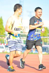 BIB: 
                            <button type="button" onclick="openModal(3775570)" class="btn btn-primary btn-sm float-right btn-popup" data-toggle="modal" data-target=".modal-high-quality">
                        <i class="fas fa-shopping-cart"></i> Add to Cart
                    </button>
                                            <button type="button" onclick="isThisMe(3775570, true)" class="btn btn-success btn-sm float-right btn-popup btn-isme hidden" data-toggle="tooltip" data-placement="bottom" title="นี่คือรูปของคุณใช่ไหม คลิกที่นี่เพื่อเอาเข้าอัลบั้ม">
                        <i class="fas fa-plus"></i> Add to album
                    </button>
                    <button type="button" onclick="isThisMe(3775570, false)" class="btn btn-warning btn-sm float-right btn-popup btn-isnotme hidden">
                        <i class="fas fa-ban"></i> Remove from album
                    </button>