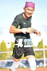 BIB: 20294
                            <button type="button" onclick="openModal(3592071)" class="btn btn-primary btn-sm float-right btn-popup" data-toggle="modal" data-target=".modal-high-quality">
                        <i class="fas fa-shopping-cart"></i> Add to Cart
                    </button>
                                            <button type="button" onclick="isThisMe(3592071, true)" class="btn btn-success btn-sm float-right btn-popup btn-isme hidden" data-toggle="tooltip" data-placement="bottom" title="นี่คือรูปของคุณใช่ไหม คลิกที่นี่เพื่อเอาเข้าอัลบั้ม">
                        <i class="fas fa-plus"></i> Add to album
                    </button>
                    <button type="button" onclick="isThisMe(3592071, false)" class="btn btn-warning btn-sm float-right btn-popup btn-isnotme hidden">
                        <i class="fas fa-ban"></i> Remove from album
                    </button>