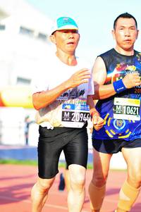 BIB: 10621
                            <button type="button" onclick="openModal(3581502)" class="btn btn-primary btn-sm float-right btn-popup" data-toggle="modal" data-target=".modal-high-quality">
                        <i class="fas fa-shopping-cart"></i> Add to Cart
                    </button>
                                            <button type="button" onclick="isThisMe(3581502, true)" class="btn btn-success btn-sm float-right btn-popup btn-isme hidden" data-toggle="tooltip" data-placement="bottom" title="นี่คือรูปของคุณใช่ไหม คลิกที่นี่เพื่อเอาเข้าอัลบั้ม">
                        <i class="fas fa-plus"></i> Add to album
                    </button>
                    <button type="button" onclick="isThisMe(3581502, false)" class="btn btn-warning btn-sm float-right btn-popup btn-isnotme hidden">
                        <i class="fas fa-ban"></i> Remove from album
                    </button>