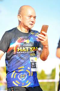 BIB: 209
                            <button type="button" onclick="openModal(3591934)" class="btn btn-primary btn-sm float-right btn-popup" data-toggle="modal" data-target=".modal-high-quality">
                        <i class="fas fa-shopping-cart"></i> Add to Cart
                    </button>
                                            <button type="button" onclick="isThisMe(3591934, true)" class="btn btn-success btn-sm float-right btn-popup btn-isme hidden" data-toggle="tooltip" data-placement="bottom" title="นี่คือรูปของคุณใช่ไหม คลิกที่นี่เพื่อเอาเข้าอัลบั้ม">
                        <i class="fas fa-plus"></i> Add to album
                    </button>
                    <button type="button" onclick="isThisMe(3591934, false)" class="btn btn-warning btn-sm float-right btn-popup btn-isnotme hidden">
                        <i class="fas fa-ban"></i> Remove from album
                    </button>