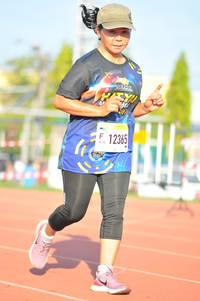 BIB: 1236
                            <button type="button" onclick="openModal(3764127)" class="btn btn-primary btn-sm float-right btn-popup" data-toggle="modal" data-target=".modal-high-quality">
                        <i class="fas fa-shopping-cart"></i> Add to Cart
                    </button>
                                            <button type="button" onclick="isThisMe(3764127, true)" class="btn btn-success btn-sm float-right btn-popup btn-isme hidden" data-toggle="tooltip" data-placement="bottom" title="นี่คือรูปของคุณใช่ไหม คลิกที่นี่เพื่อเอาเข้าอัลบั้ม">
                        <i class="fas fa-plus"></i> Add to album
                    </button>
                    <button type="button" onclick="isThisMe(3764127, false)" class="btn btn-warning btn-sm float-right btn-popup btn-isnotme hidden">
                        <i class="fas fa-ban"></i> Remove from album
                    </button>