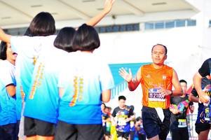 BIB: 
                            <button type="button" onclick="openModal(3581877)" class="btn btn-primary btn-sm float-right btn-popup" data-toggle="modal" data-target=".modal-high-quality">
                        <i class="fas fa-shopping-cart"></i> Add to Cart
                    </button>
                                            <button type="button" onclick="isThisMe(3581877, true)" class="btn btn-success btn-sm float-right btn-popup btn-isme hidden" data-toggle="tooltip" data-placement="bottom" title="นี่คือรูปของคุณใช่ไหม คลิกที่นี่เพื่อเอาเข้าอัลบั้ม">
                        <i class="fas fa-plus"></i> Add to album
                    </button>
                    <button type="button" onclick="isThisMe(3581877, false)" class="btn btn-warning btn-sm float-right btn-popup btn-isnotme hidden">
                        <i class="fas fa-ban"></i> Remove from album
                    </button>