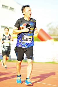 BIB: 1448
                            <button type="button" onclick="openModal(3588703)" class="btn btn-primary btn-sm float-right btn-popup" data-toggle="modal" data-target=".modal-high-quality">
                        <i class="fas fa-shopping-cart"></i> Add to Cart
                    </button>
                                            <button type="button" onclick="isThisMe(3588703, true)" class="btn btn-success btn-sm float-right btn-popup btn-isme hidden" data-toggle="tooltip" data-placement="bottom" title="นี่คือรูปของคุณใช่ไหม คลิกที่นี่เพื่อเอาเข้าอัลบั้ม">
                        <i class="fas fa-plus"></i> Add to album
                    </button>
                    <button type="button" onclick="isThisMe(3588703, false)" class="btn btn-warning btn-sm float-right btn-popup btn-isnotme hidden">
                        <i class="fas fa-ban"></i> Remove from album
                    </button>