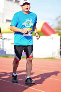 BIB: 
                            <button type="button" onclick="openModal(3590118)" class="btn btn-primary btn-sm float-right btn-popup" data-toggle="modal" data-target=".modal-high-quality">
                        <i class="fas fa-shopping-cart"></i> Add to Cart
                    </button>
                                            <button type="button" onclick="isThisMe(3590118, true)" class="btn btn-success btn-sm float-right btn-popup btn-isme hidden" data-toggle="tooltip" data-placement="bottom" title="นี่คือรูปของคุณใช่ไหม คลิกที่นี่เพื่อเอาเข้าอัลบั้ม">
                        <i class="fas fa-plus"></i> Add to album
                    </button>
                    <button type="button" onclick="isThisMe(3590118, false)" class="btn btn-warning btn-sm float-right btn-popup btn-isnotme hidden">
                        <i class="fas fa-ban"></i> Remove from album
                    </button>