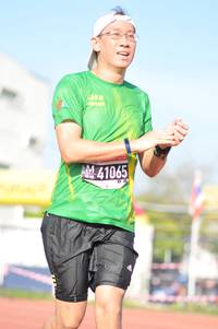 BIB: 41065
                            <button type="button" onclick="openModal(3773125)" class="btn btn-primary btn-sm float-right btn-popup" data-toggle="modal" data-target=".modal-high-quality">
                        <i class="fas fa-shopping-cart"></i> Add to Cart
                    </button>
                                            <button type="button" onclick="isThisMe(3773125, true)" class="btn btn-success btn-sm float-right btn-popup btn-isme hidden" data-toggle="tooltip" data-placement="bottom" title="นี่คือรูปของคุณใช่ไหม คลิกที่นี่เพื่อเอาเข้าอัลบั้ม">
                        <i class="fas fa-plus"></i> Add to album
                    </button>
                    <button type="button" onclick="isThisMe(3773125, false)" class="btn btn-warning btn-sm float-right btn-popup btn-isnotme hidden">
                        <i class="fas fa-ban"></i> Remove from album
                    </button>