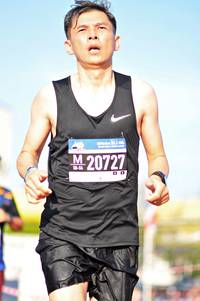 BIB: 20727
                            <button type="button" onclick="openModal(3590404)" class="btn btn-primary btn-sm float-right btn-popup" data-toggle="modal" data-target=".modal-high-quality">
                        <i class="fas fa-shopping-cart"></i> Add to Cart
                    </button>
                                            <button type="button" onclick="isThisMe(3590404, true)" class="btn btn-success btn-sm float-right btn-popup btn-isme hidden" data-toggle="tooltip" data-placement="bottom" title="นี่คือรูปของคุณใช่ไหม คลิกที่นี่เพื่อเอาเข้าอัลบั้ม">
                        <i class="fas fa-plus"></i> Add to album
                    </button>
                    <button type="button" onclick="isThisMe(3590404, false)" class="btn btn-warning btn-sm float-right btn-popup btn-isnotme hidden">
                        <i class="fas fa-ban"></i> Remove from album
                    </button>