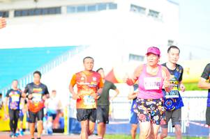 BIB: 10615
                            <button type="button" onclick="openModal(3763478)" class="btn btn-primary btn-sm float-right btn-popup" data-toggle="modal" data-target=".modal-high-quality">
                        <i class="fas fa-shopping-cart"></i> Add to Cart
                    </button>
                                            <button type="button" onclick="isThisMe(3763478, true)" class="btn btn-success btn-sm float-right btn-popup btn-isme hidden" data-toggle="tooltip" data-placement="bottom" title="นี่คือรูปของคุณใช่ไหม คลิกที่นี่เพื่อเอาเข้าอัลบั้ม">
                        <i class="fas fa-plus"></i> Add to album
                    </button>
                    <button type="button" onclick="isThisMe(3763478, false)" class="btn btn-warning btn-sm float-right btn-popup btn-isnotme hidden">
                        <i class="fas fa-ban"></i> Remove from album
                    </button>