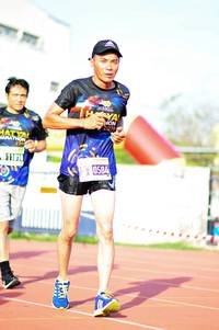 BIB: 0584
                            <button type="button" onclick="openModal(3588899)" class="btn btn-primary btn-sm float-right btn-popup" data-toggle="modal" data-target=".modal-high-quality">
                        <i class="fas fa-shopping-cart"></i> Add to Cart
                    </button>
                                            <button type="button" onclick="isThisMe(3588899, true)" class="btn btn-success btn-sm float-right btn-popup btn-isme hidden" data-toggle="tooltip" data-placement="bottom" title="นี่คือรูปของคุณใช่ไหม คลิกที่นี่เพื่อเอาเข้าอัลบั้ม">
                        <i class="fas fa-plus"></i> Add to album
                    </button>
                    <button type="button" onclick="isThisMe(3588899, false)" class="btn btn-warning btn-sm float-right btn-popup btn-isnotme hidden">
                        <i class="fas fa-ban"></i> Remove from album
                    </button>