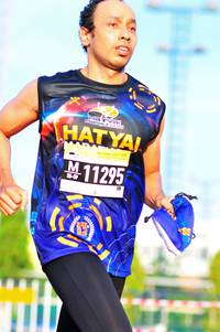 BIB: 11295
                            <button type="button" onclick="openModal(3580772)" class="btn btn-primary btn-sm float-right btn-popup" data-toggle="modal" data-target=".modal-high-quality">
                        <i class="fas fa-shopping-cart"></i> Add to Cart
                    </button>
                                            <button type="button" onclick="isThisMe(3580772, true)" class="btn btn-success btn-sm float-right btn-popup btn-isme hidden" data-toggle="tooltip" data-placement="bottom" title="นี่คือรูปของคุณใช่ไหม คลิกที่นี่เพื่อเอาเข้าอัลบั้ม">
                        <i class="fas fa-plus"></i> Add to album
                    </button>
                    <button type="button" onclick="isThisMe(3580772, false)" class="btn btn-warning btn-sm float-right btn-popup btn-isnotme hidden">
                        <i class="fas fa-ban"></i> Remove from album
                    </button>