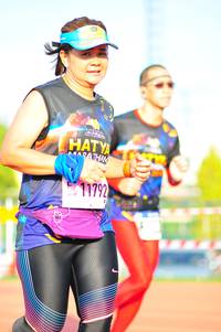 BIB: 11792
                            <button type="button" onclick="openModal(3763280)" class="btn btn-primary btn-sm float-right btn-popup" data-toggle="modal" data-target=".modal-high-quality">
                        <i class="fas fa-shopping-cart"></i> Add to Cart
                    </button>
                                            <button type="button" onclick="isThisMe(3763280, true)" class="btn btn-success btn-sm float-right btn-popup btn-isme hidden" data-toggle="tooltip" data-placement="bottom" title="นี่คือรูปของคุณใช่ไหม คลิกที่นี่เพื่อเอาเข้าอัลบั้ม">
                        <i class="fas fa-plus"></i> Add to album
                    </button>
                    <button type="button" onclick="isThisMe(3763280, false)" class="btn btn-warning btn-sm float-right btn-popup btn-isnotme hidden">
                        <i class="fas fa-ban"></i> Remove from album
                    </button>