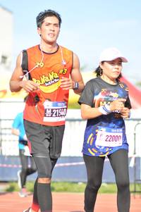 BIB: 201, 22000
                            <button type="button" onclick="openModal(3775012)" class="btn btn-primary btn-sm float-right btn-popup" data-toggle="modal" data-target=".modal-high-quality">
                        <i class="fas fa-shopping-cart"></i> Add to Cart
                    </button>
                                            <button type="button" onclick="isThisMe(3775012, true)" class="btn btn-success btn-sm float-right btn-popup btn-isme hidden" data-toggle="tooltip" data-placement="bottom" title="นี่คือรูปของคุณใช่ไหม คลิกที่นี่เพื่อเอาเข้าอัลบั้ม">
                        <i class="fas fa-plus"></i> Add to album
                    </button>
                    <button type="button" onclick="isThisMe(3775012, false)" class="btn btn-warning btn-sm float-right btn-popup btn-isnotme hidden">
                        <i class="fas fa-ban"></i> Remove from album
                    </button>